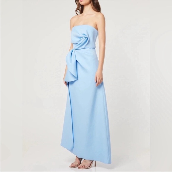 Elliatt Elegant Strapless Blue Dress - Picture 6 of 8